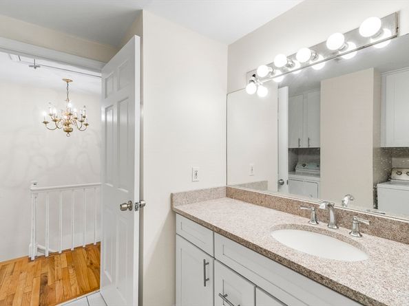 24 Jericho Road 24, Weston MA 02493