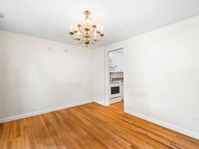 24 Jericho Road 24, Weston MA 02493