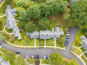 24 Jericho Road 24, Weston MA 02493
