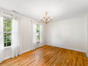 24 Jericho Road 24, Weston MA 02493