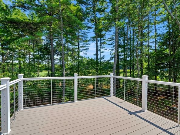2 Golf Cottage Way, Mattapoisett MA 02739