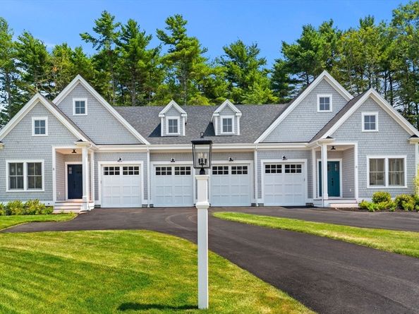 2 Golf Cottage Way, Mattapoisett MA 02739
