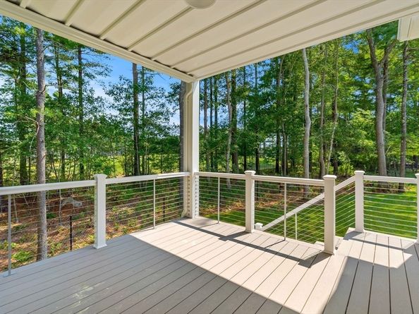 2 Golf Cottage Way, Mattapoisett MA 02739
