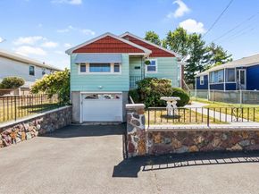 33 Lantern Rd, Revere MA 02151