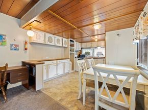 24 Beechwood Rd, Halifax MA 02338