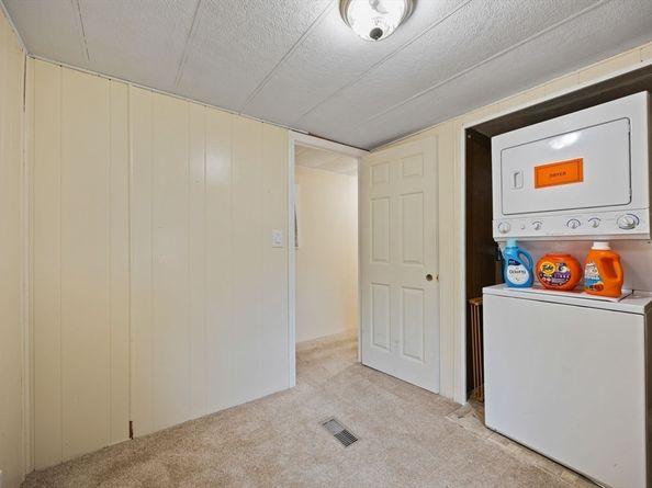 24 Beechwood Rd, Halifax MA 02338