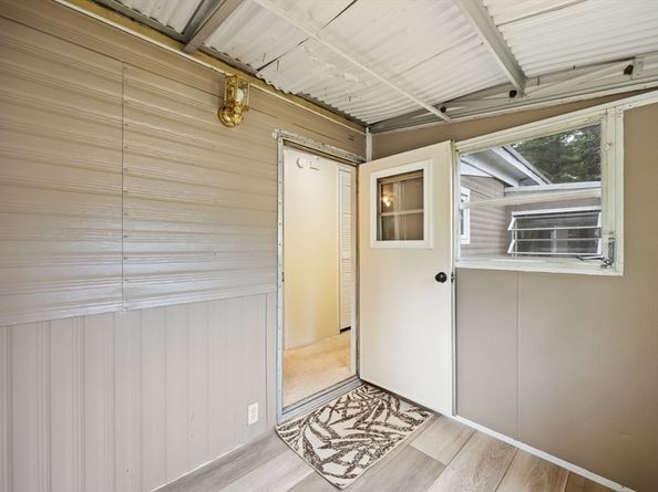 24 Beechwood Rd, Halifax MA 02338