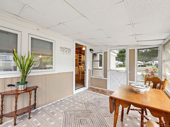 24 Beechwood Rd, Halifax MA 02338