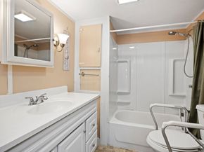 24 Beechwood Rd, Halifax MA 02338