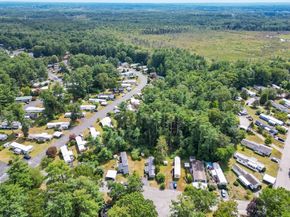 24 Beechwood Rd, Halifax MA 02338