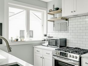 19 Plymouth Street 3, Cambridge MA 02141