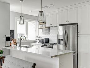 19 Plymouth Street 3, Cambridge MA 02141