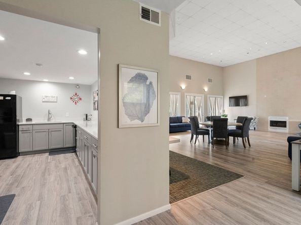 200 Falls Boulevard F206, Quincy MA 02169