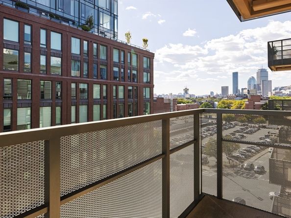 32 Traveler Street 706, Boston MA 02118
