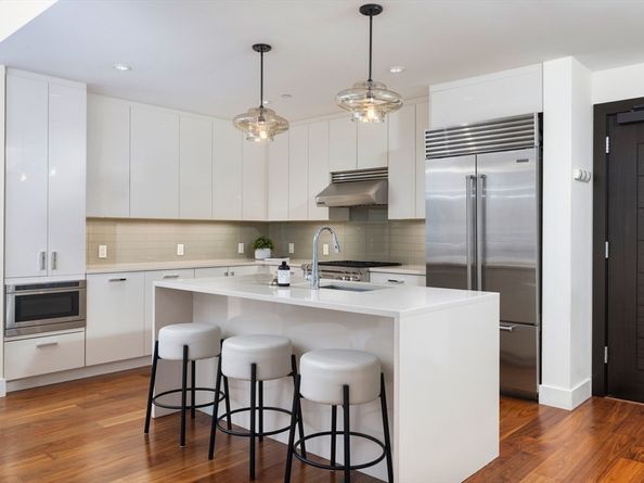 32 Traveler Street 706, Boston MA 02118