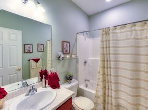 2 Lindsey Lane 2, Grafton MA 01560