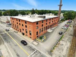 55 Sterling St 314, Clinton MA 01510