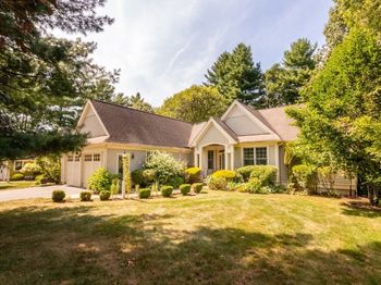3 Bridlefield Ln