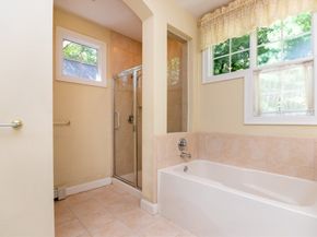 3 Bridlefield Ln, Medfield MA 02052