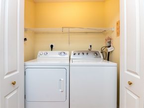 3 Bridlefield Ln, Medfield MA 02052