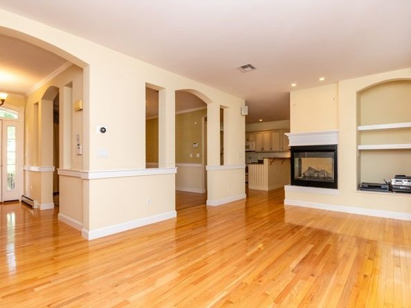 3 Bridlefield Ln, Medfield MA 02052