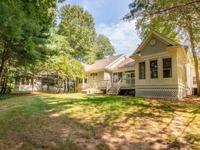 3 Bridlefield Ln, Medfield MA 02052