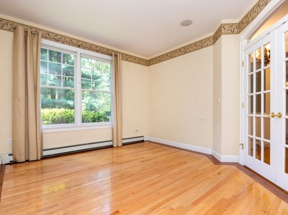3 Bridlefield Ln, Medfield MA 02052