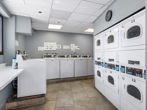 12 Stoneholm St 529, Boston MA 02115
