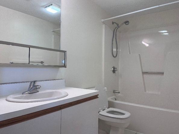 200 Locust St 608, Lynn MA 01904