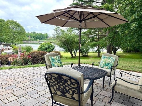9 Endicott St B, Danvers MA 01923