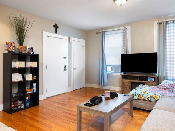 119 Washington Street, Boston MA 02121