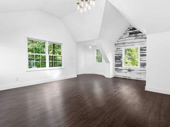 21 Beechwood Ave, Pembroke MA 02359