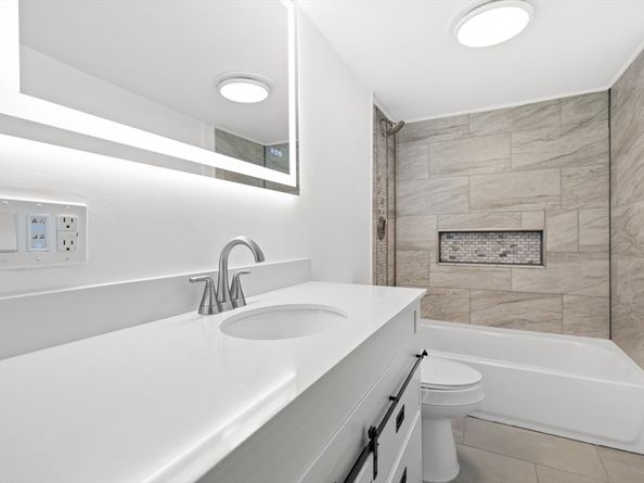 21 Beechwood Ave, Pembroke MA 02359