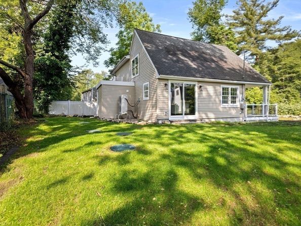 21 Beechwood Ave, Pembroke MA 02359