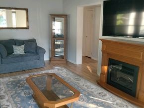 6 Chestnut Circle, Rockland MA 02370