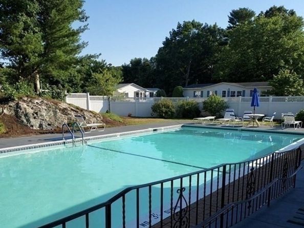 6 Chestnut Circle, Rockland MA 02370