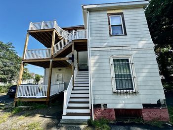 29 E Cottage