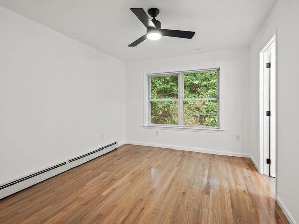 46 Locust St, Leicester MA 01611