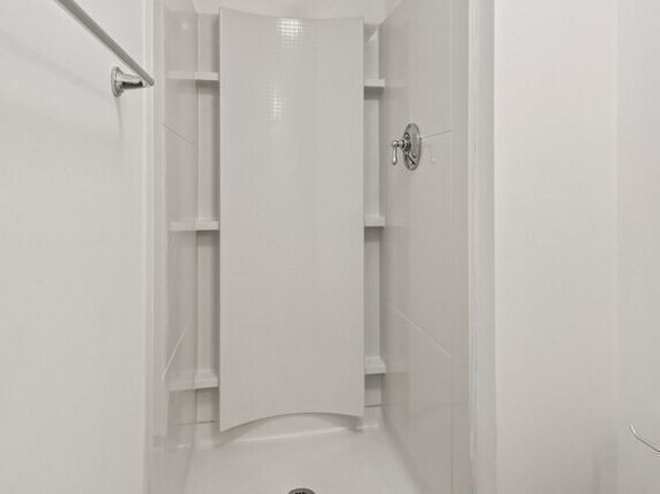 46 Locust St, Leicester MA 01611