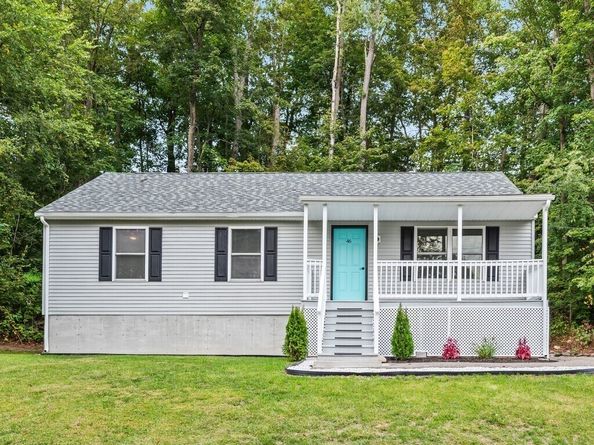 46 Locust St, Leicester MA 01611