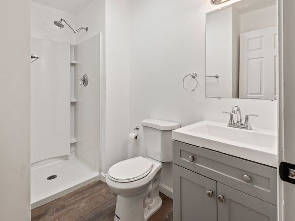 46 Locust St, Leicester MA 01611