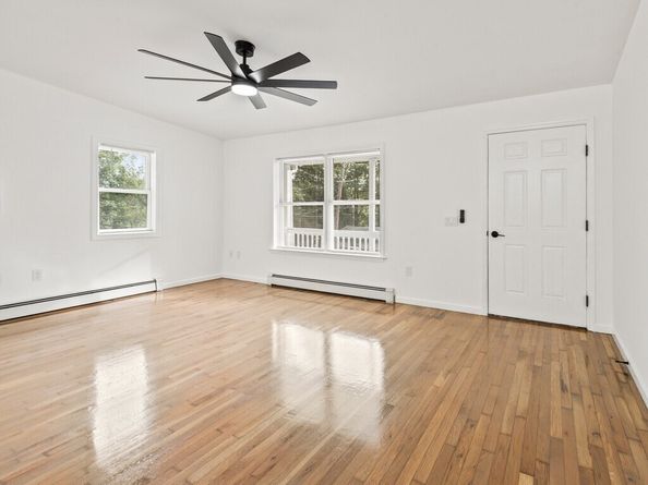 46 Locust St, Leicester MA 01611