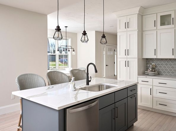 16 Metacomet Rd 16, West Bridgewater MA 02379
