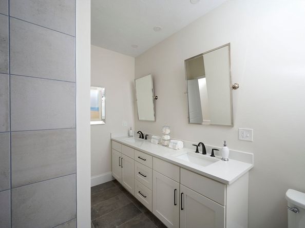 16 Metacomet Rd 16, West Bridgewater MA 02379