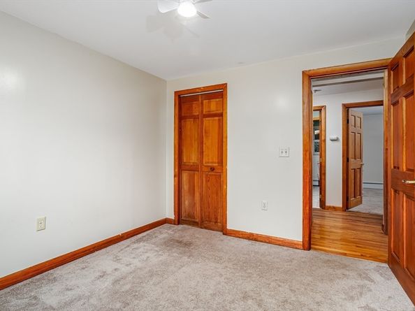30 Center St, Ashburnham MA 01430