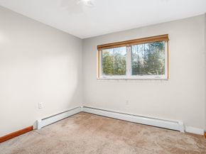 30 Center St, Ashburnham MA 01430