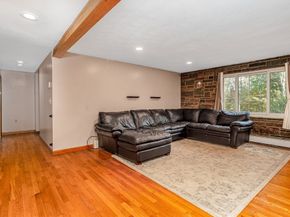 30 Center St, Ashburnham MA 01430