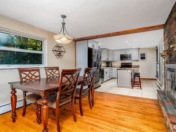30 Center St, Ashburnham MA 01430