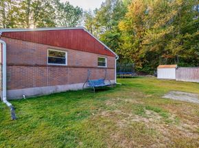 30 Center St, Ashburnham MA 01430