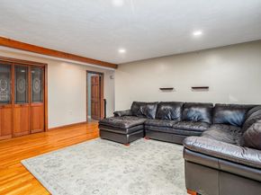 30 Center St, Ashburnham MA 01430